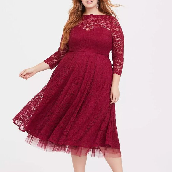 torrid Dresses & Skirts - NWT Torrid Midi Lace Dress